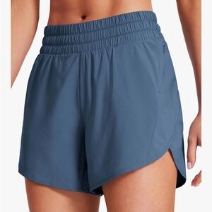 CRZ Yoga High Waisted 5” Dolphin Shorts Large